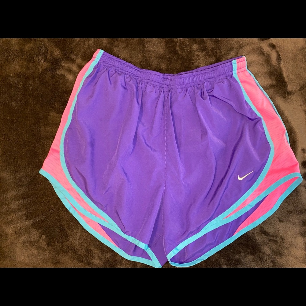 NIKE tempo shorts